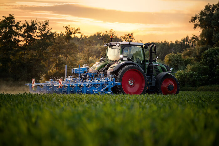 LEMKEN_EC-Weeder.jpg